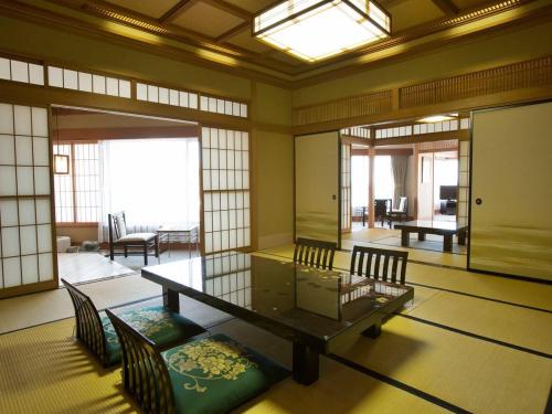 Hotel Oonoya near Atami Castle