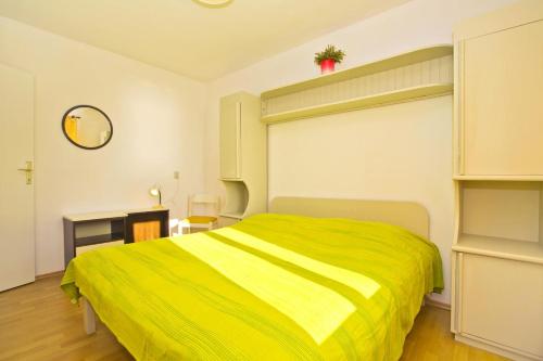 Apartment Tvrdni Dolac 4008c - image 7