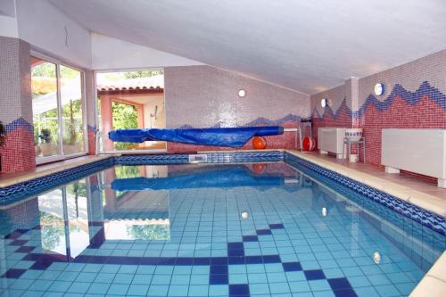 Luxury villa with a swimming pool Belavici Marcana - 3028