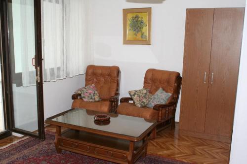  Studio Nemira 2828c, Pension in Tice