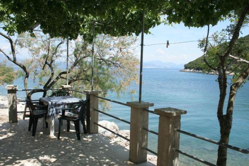 Apartments by the sea Cove Vela Prapratna (Peljesac) - 4514