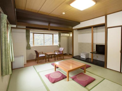 Japanese-Style Superior Room - Non-Smoking