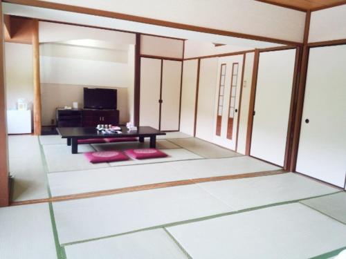 Japanese-Style Family Room - Non-Smoking