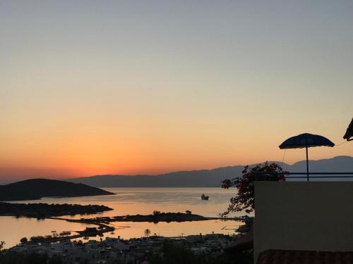 Elounda Heights (Adults Only)