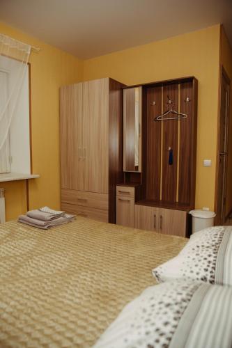 Mini Hotel Eleon - image 4