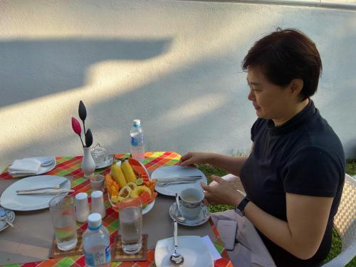 Diva Villa Airport Transit Hotel