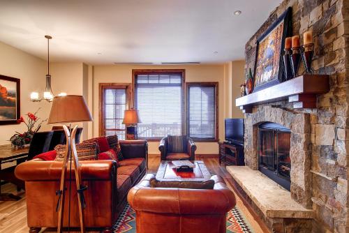 Beaver Creek Landing by East West Hospitality in Avon, USA
