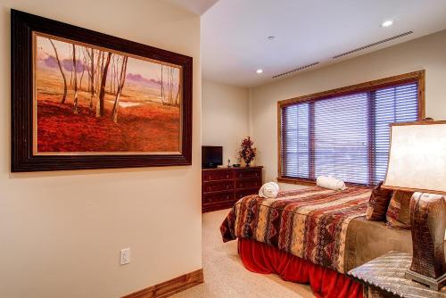 Beaver Creek Landing by East West Hospitality in Avon, USA
