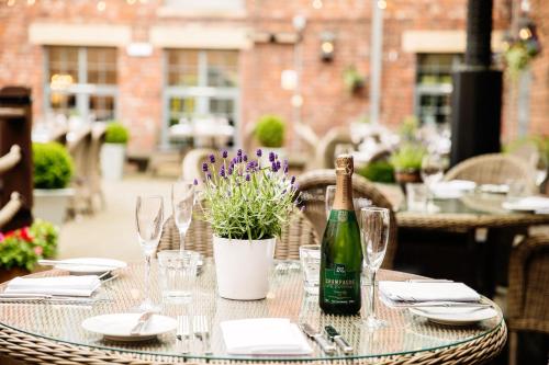 Hotel Du Vin Newcastle - image 3
