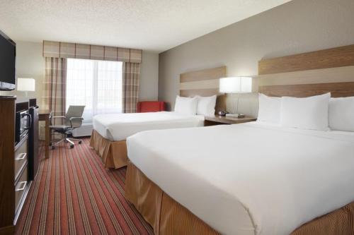 Country Inn & Suites by Radisson DFW Airport South TX - image 8