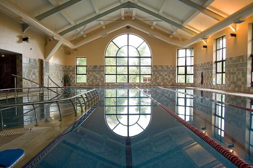 Swimming pool, Westport Woods Hotel & Spa in Westport