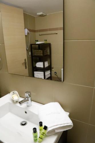 Gazi Boutique Apartment 1 - image 9