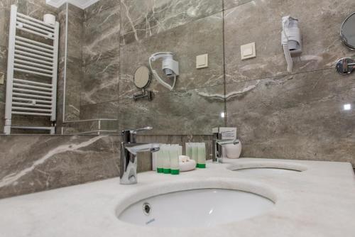 Hotel Crnogorska Kuća - main image
