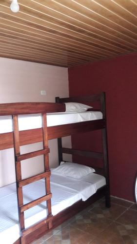 Hostal y cabinas anita-and rafting tour!