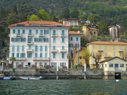  Larius Apartment Parking in Carate Urio