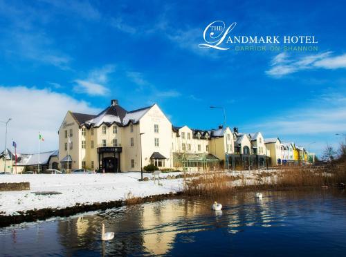 The Landmark Hotel - image 13