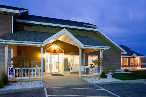 Sissepääs, Paynesville Inn & Suites in Paynesville (MN)