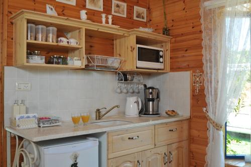 廚房, Meshi Belavan in 梅圖拉