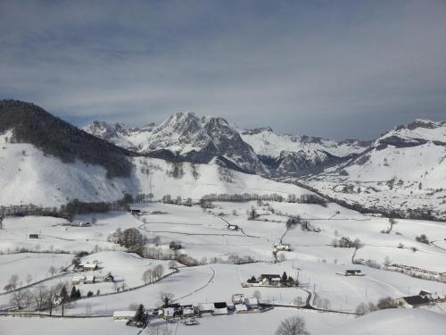 Gîte de montagne du Plateau de Lhers- Accueil randonneurs