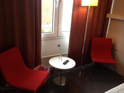 Kumla Hotel Room Type - Standard Twin Room