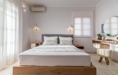 Konstantinos Konstantinos is a popular choice amongst travelers in Adamas, whether exploring or just passing through. The property offers guests a range of services and amenities designed to provide comfort and co