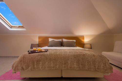  Top View House in Calheta