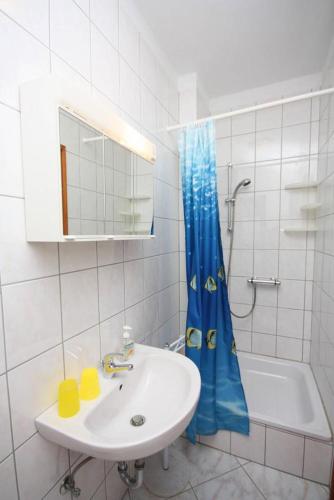 Apartments and rooms by the sea Palit Rab - 5044 - image 5