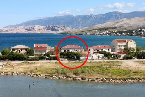 Apartments and rooms by the sea Pag - 531 