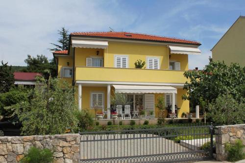 Apartment in Punat 