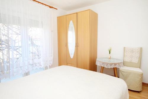 Apartments by the sea Poljica, Trogir - 6019