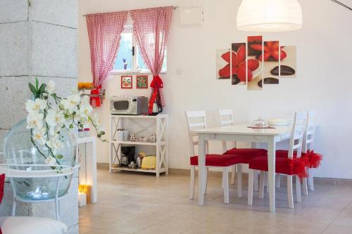 Family friendly house with a swimming pool Kotisina Makarska - 6809 - image 6