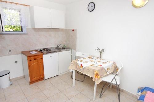  Studio Valun 8081b in Valun