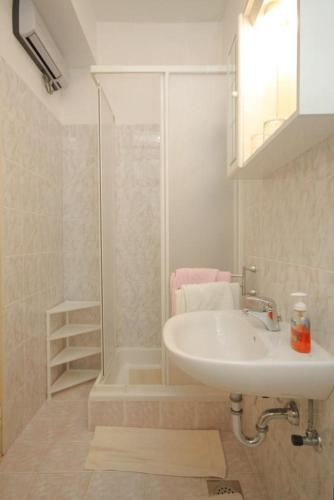 Double Room Medveja 7775b
