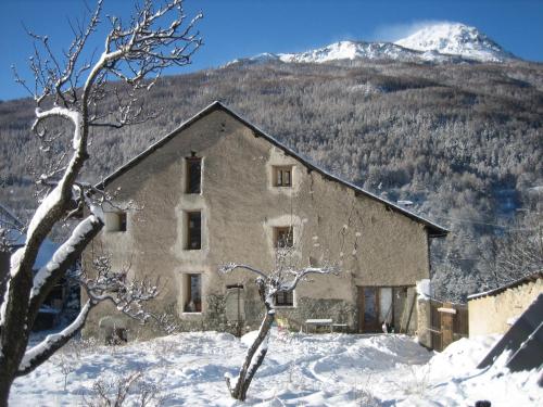 Snowgums Chalet Apartments Briançon