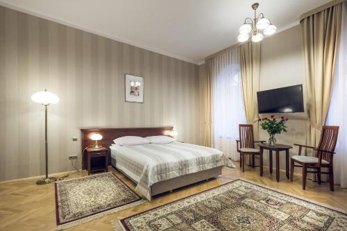 Hotel Royal - image 4