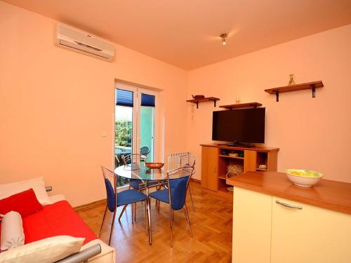 Apartment Blazenka 1154 - image 8