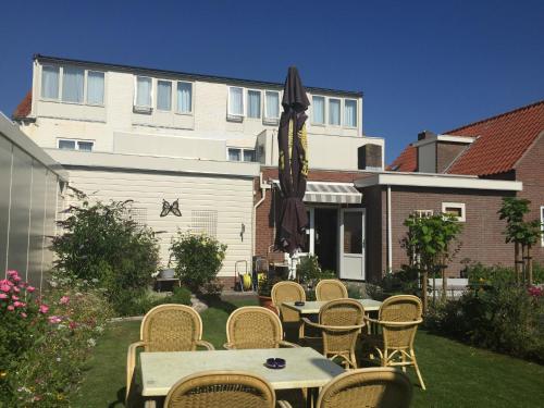 Garden, Hotel Valkenhof in Zoutelande