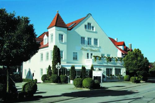 Entrance, Hotel Daniels in Hallbergmoos