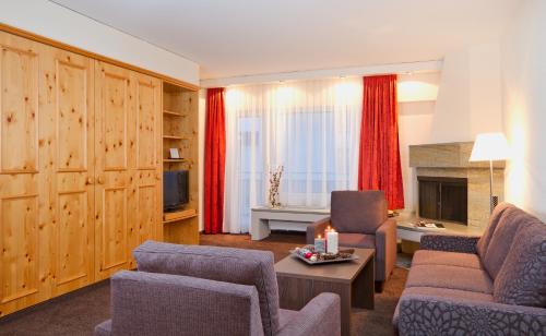 Central Swiss Quality Apartments - image 11