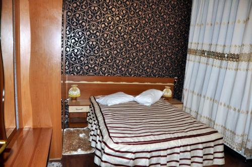 2 bedrooms, 2 beds