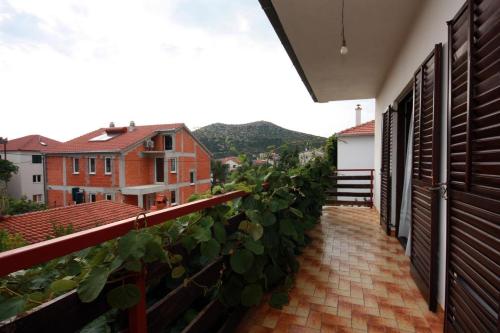 Seaside holiday house Poljica, Trogir - 5161