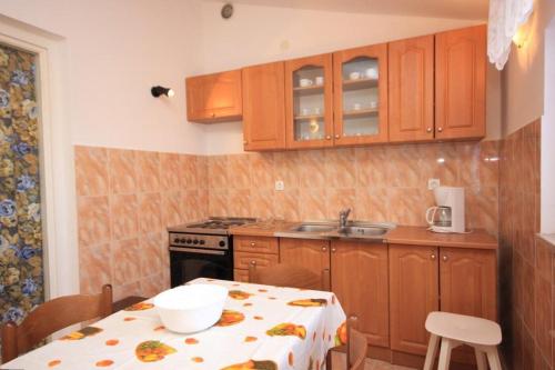 Holiday apartments Pjescana Uvala Pula - 7652 - image 6