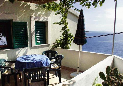 Apartments by the sea Milna Vis - 1146 - image 3