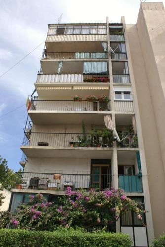 Apartments by the sea Omis - 2822 - image 4