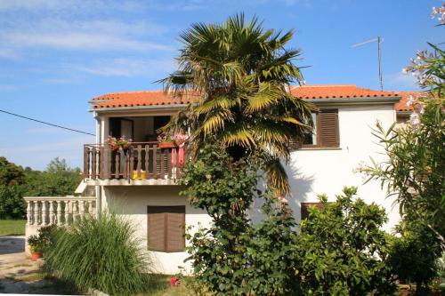 Apartments with a parking space Banjole Pula - 2287