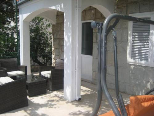 Seaside holiday house Pisak Omis - 4280 - image 4