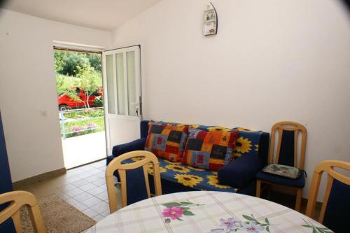  Apartment Viganj 260c in Viganj