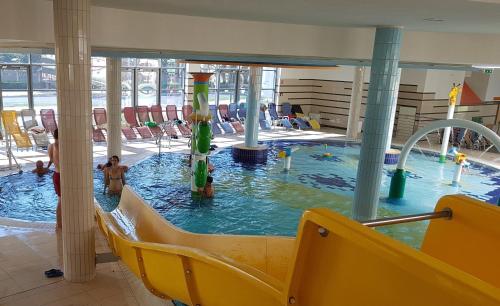 Hot spring bath, Zafir Sziget Apartman in Sarvar