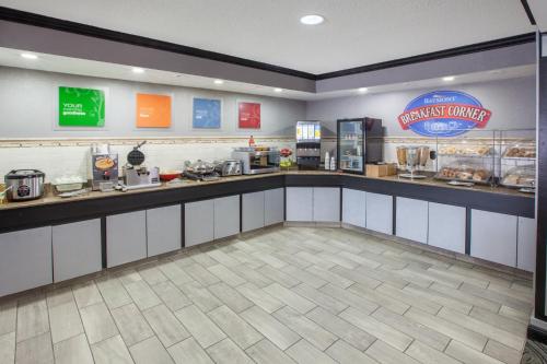 Baymont by Wyndham Canton in Canton, USA