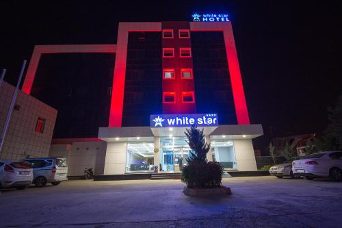 White Star Hotel